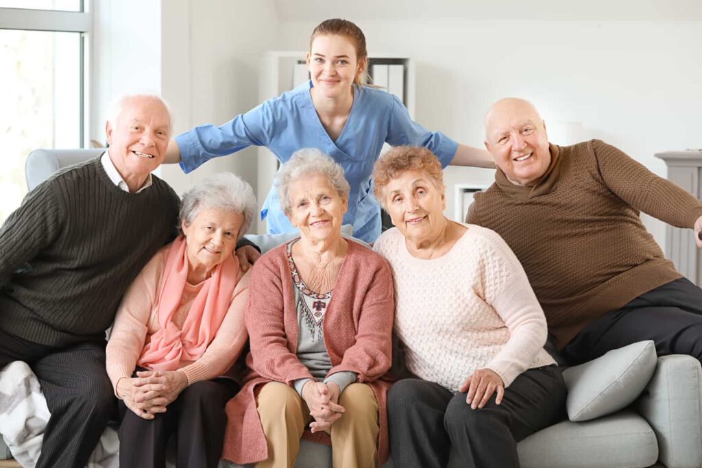 aislamiento social en el adulto mayor