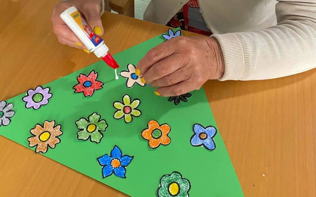 ¡Taller de manualidades sobre la Feria de Abril! taller de manualidades